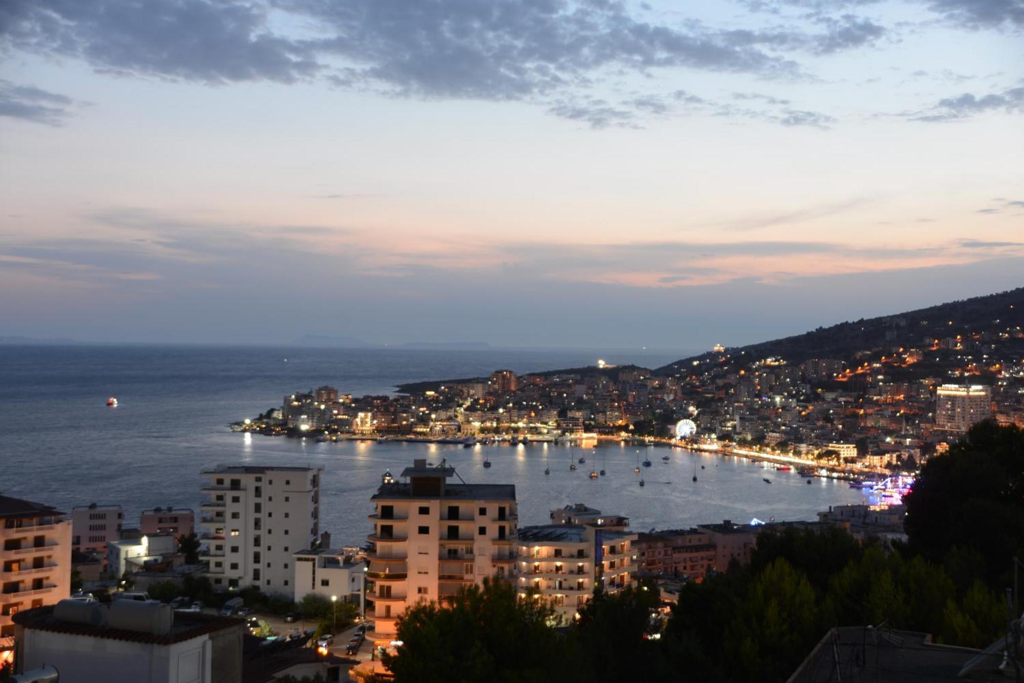 Mane Apartments Sarandë Exterior foto
